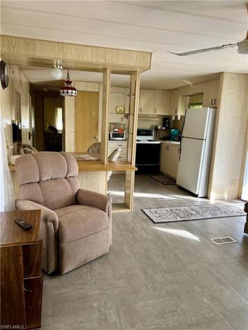 Split plan with open space