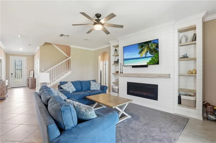 2169 Clementine St, Naples, Florida 34120
