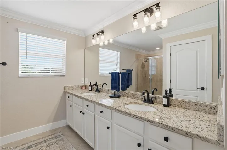 2169 Clementine St, Naples, Florida 34120