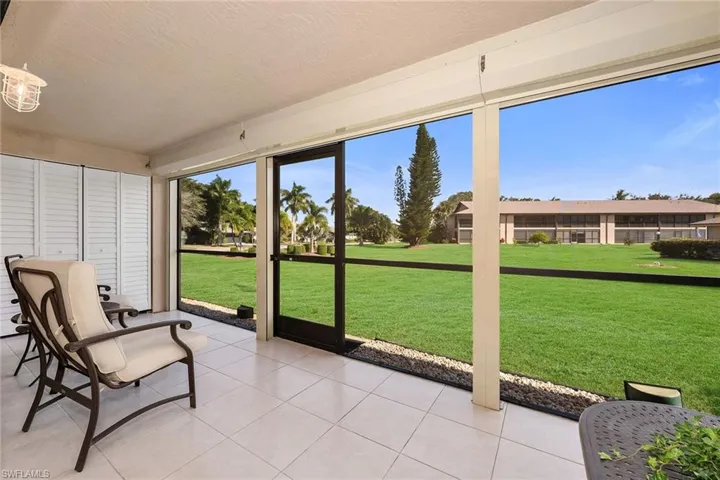 236  Pebble Beach  CIR, Naples, FL 34113