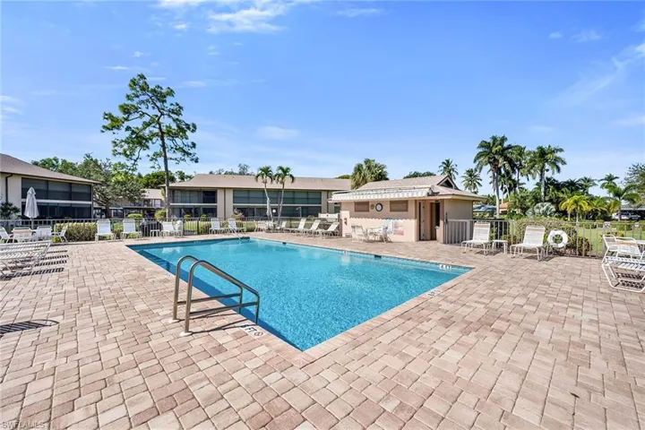 236  Pebble Beach  CIR, Naples, FL 34113