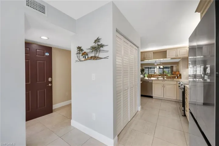 236  Pebble Beach  CIR, Naples, FL 34113