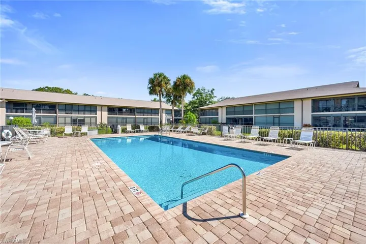 236  Pebble Beach  CIR, Naples, FL 34113
