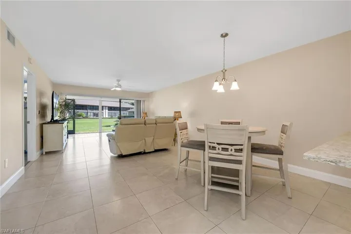 236  Pebble Beach  CIR, Naples, FL 34113