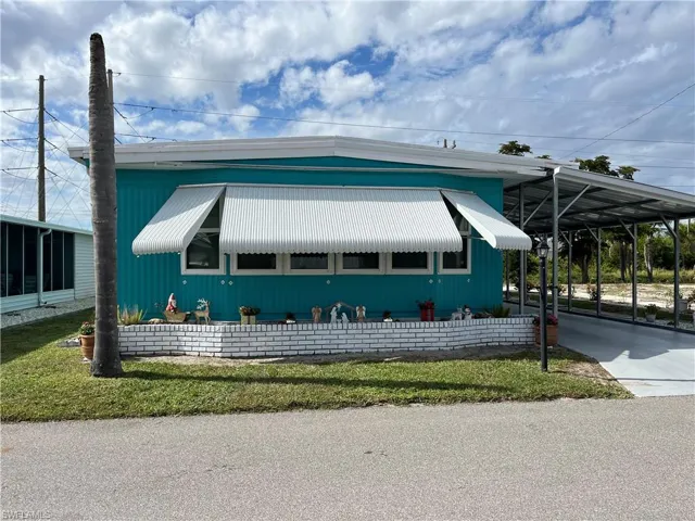 16021 Citron Way, North Fort Myers, Florida 33903
