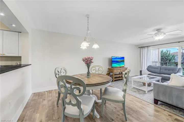 1100  Eastham  WAY, Naples, FL 34104