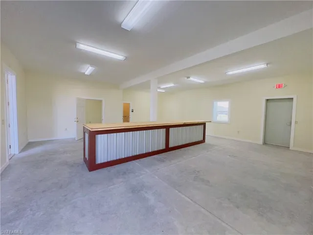 737  Main S ST, Labelle, FL 33935