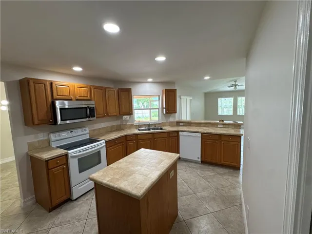 4914 7th St W, Lehigh Acres, Florida 33971