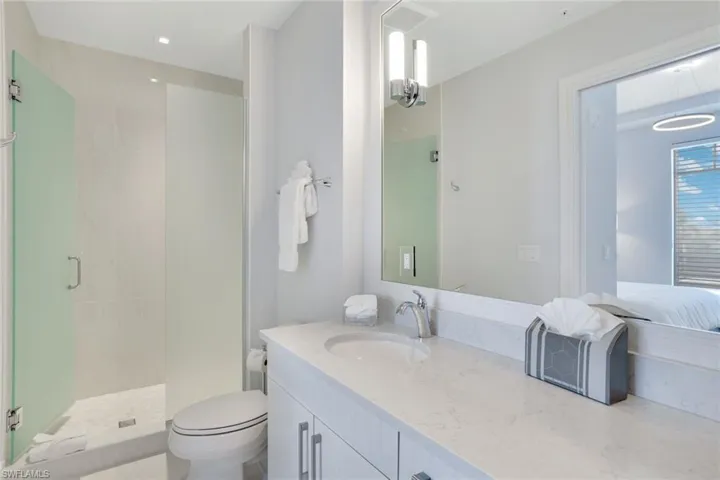 101  8th S ST, Naples, FL 34102