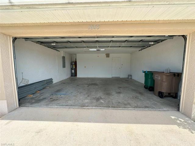 1805 NE 17th AVE, CAPE CORAL FL 33909