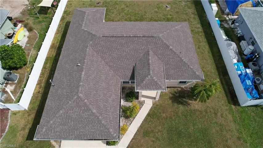 1805 NE 17th AVE, CAPE CORAL FL 33909