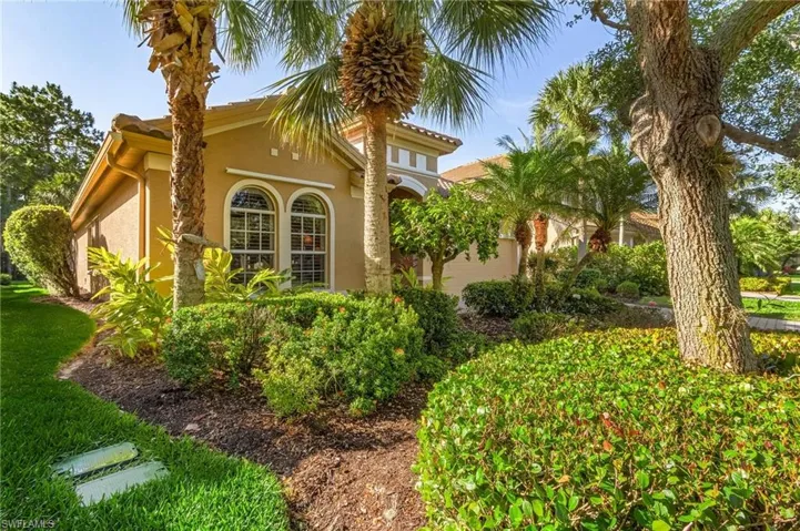 20125  Seadale  CT, Estero, FL 33928