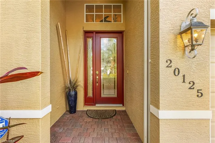 20125  Seadale  CT, Estero, FL 33928