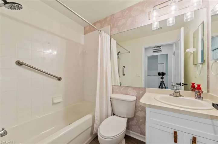 21330 Lancaster Run 1228, Estero, Florida 33928