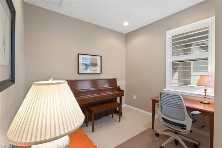 Flex Room/Den