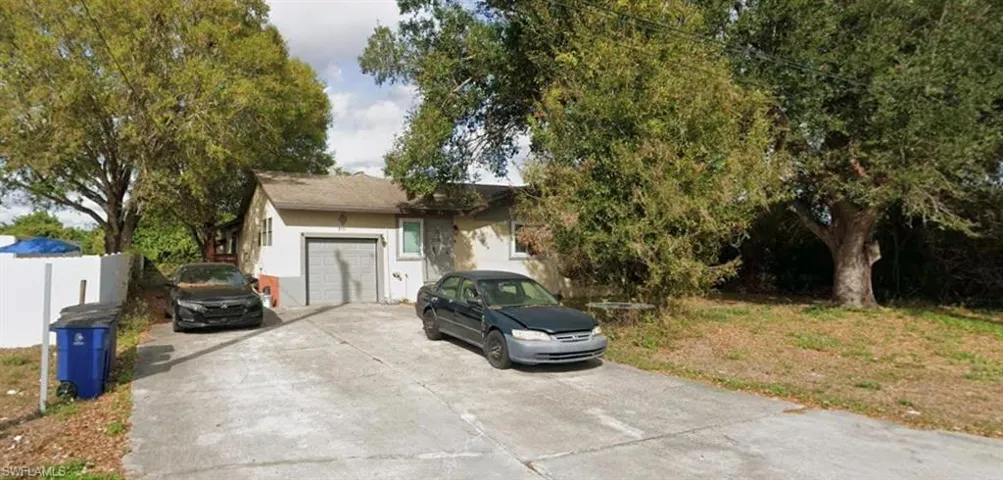 3110 11th St Sw, Lehigh Acres, Florida 33976