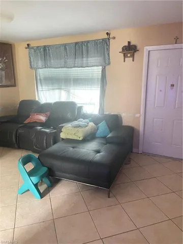 1947-1949 S Pine  DR, Fort Myers, FL 33907
