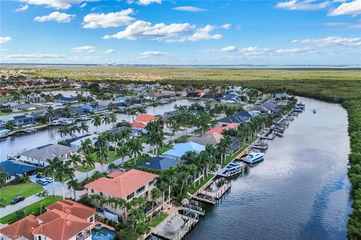 5312 Sw 28th Pl, Cape Coral, Florida 33914