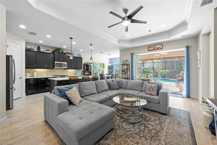 Open Floor Plan!