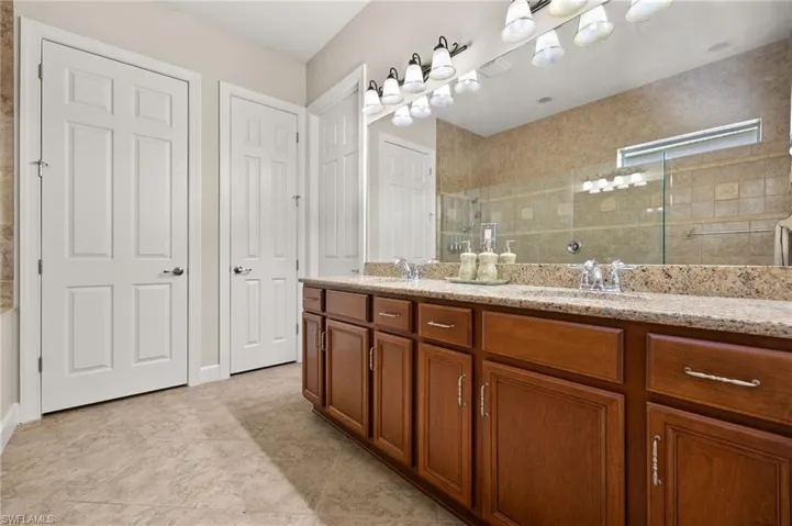 12730 Gladstone Way, Fort Myers, Florida 33913