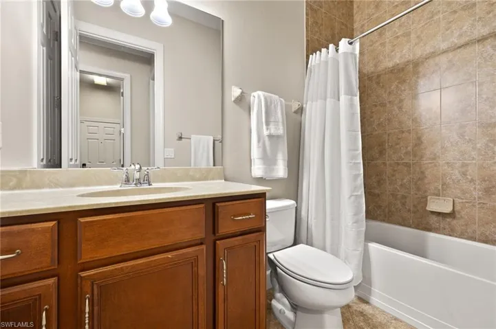12730 Gladstone Way, Fort Myers, Florida 33913