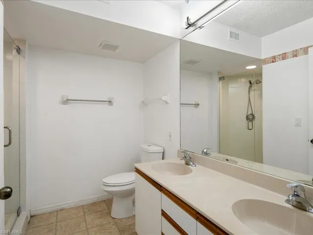 161  Wading Bird  CIR, Naples, FL 34110