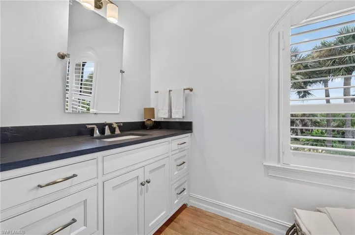 1901 Sanibel Bayou Rd, Sanibel, Florida 33957