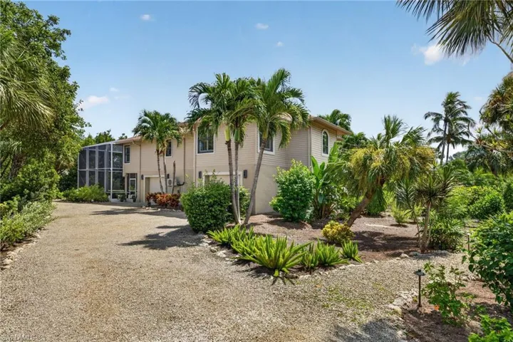 1901 Sanibel Bayou Rd, Sanibel, Florida 33957