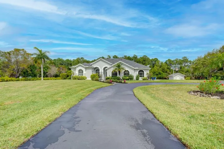 5655  Cedar Tree  LN, Naples, FL 34116