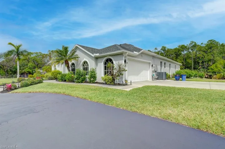 5655  Cedar Tree  LN, Naples, FL 34116
