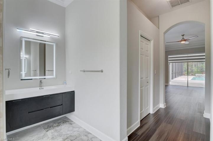 5655  Cedar Tree  LN, Naples, FL 34116