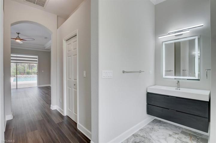 5655  Cedar Tree  LN, Naples, FL 34116