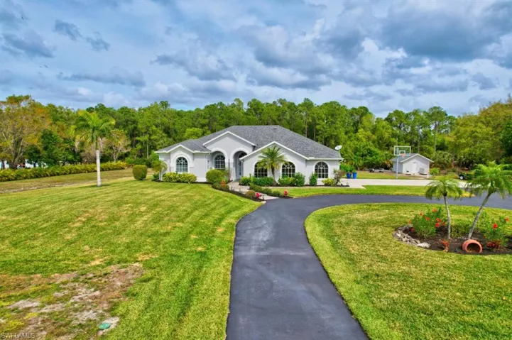 5655  Cedar Tree  LN, Naples, FL 34116