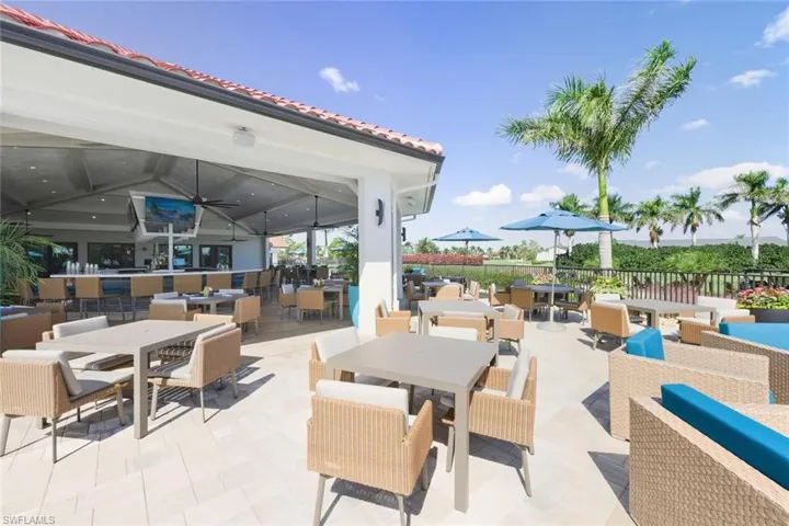 7320 Coventry Ct 710, Naples, Florida 34104