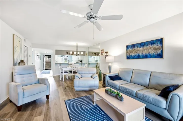 7320 Coventry Ct 710, Naples, Florida 34104