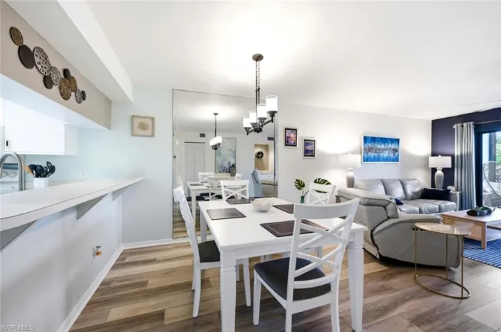 7320 Coventry Ct 710, Naples, Florida 34104