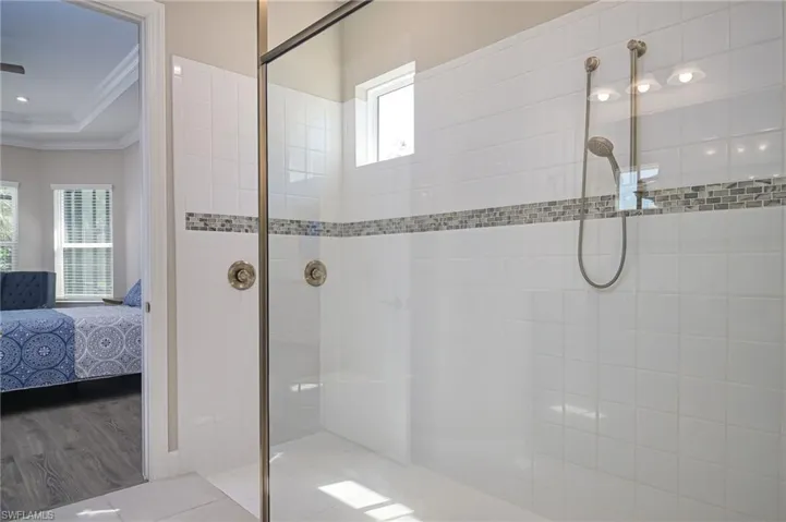 Entended shower upgrade - Primary bathroom