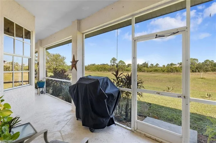 Large Lanai