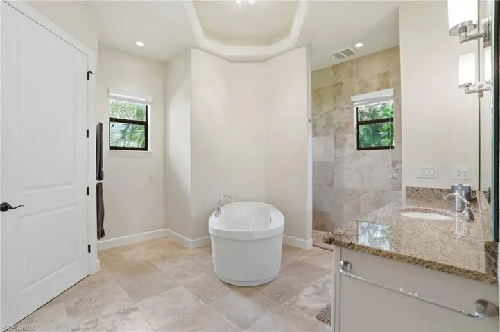 14299  Royal Harbour  CT, Fort Myers, FL 33908