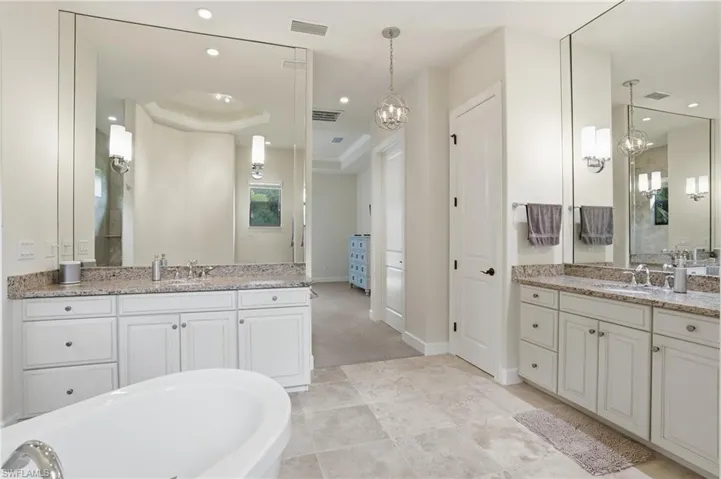 14299  Royal Harbour  CT, Fort Myers, FL 33908