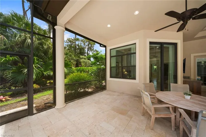 6477 Costa Cir, Naples, Florida 34113