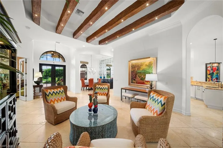 6477 Costa Cir, Naples, Florida 34113