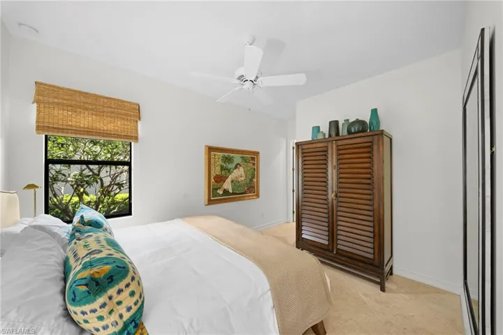 6477 Costa Cir, Naples, Florida 34113