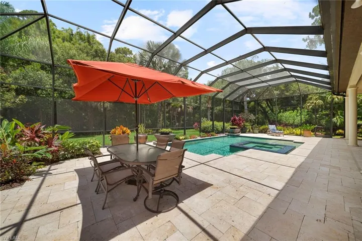 6477 Costa Cir, Naples, Florida 34113
