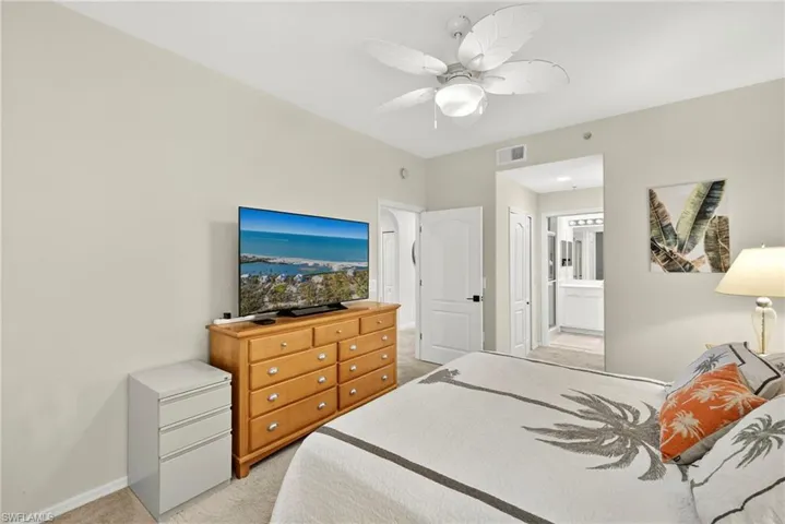 6828 Sterling Greens Pl 4304, Naples, Florida 34104
