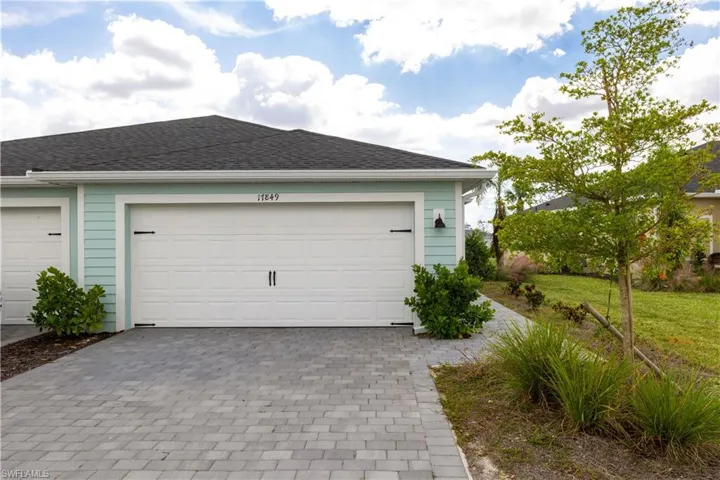 17849  Woodland  CT, Babcock Ranch, FL 33982