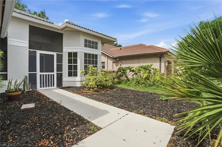 8080 Breton Cir, Fort Myers, Florida 33912