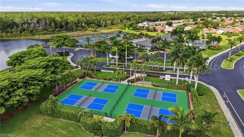 8080 Breton Cir, Fort Myers, Florida 33912