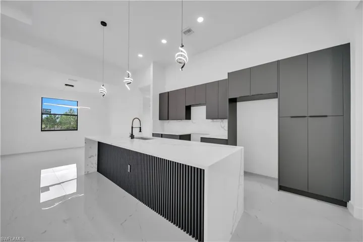 846 Charles Sise St E, Lehigh Acres, Florida 33974