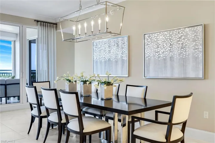 Enjoy elegant gatherings and memorable meals!
